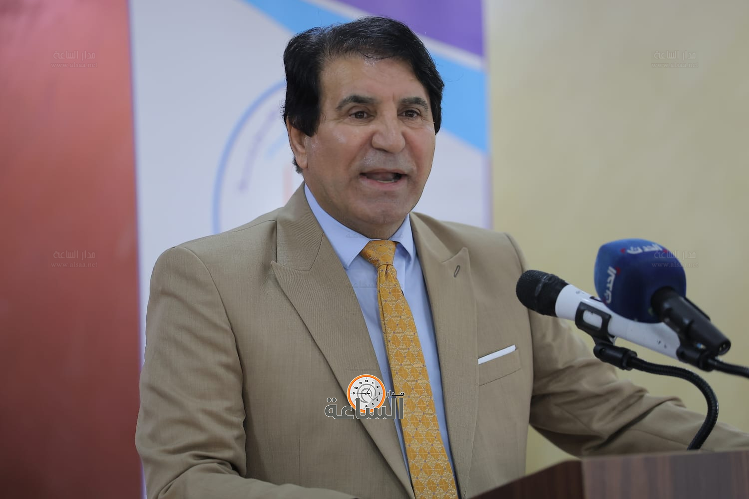 Madar Al-Saa Images 0.7701244682573365