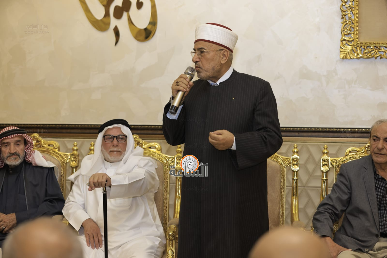 Madar Al-Saa Images 0.8565613656682984