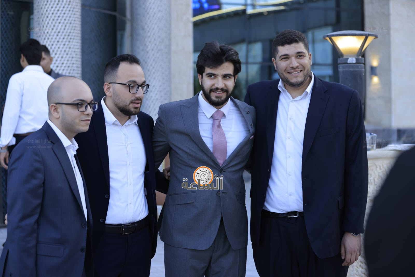 Madar Al-Saa Images 0.4970150625809282