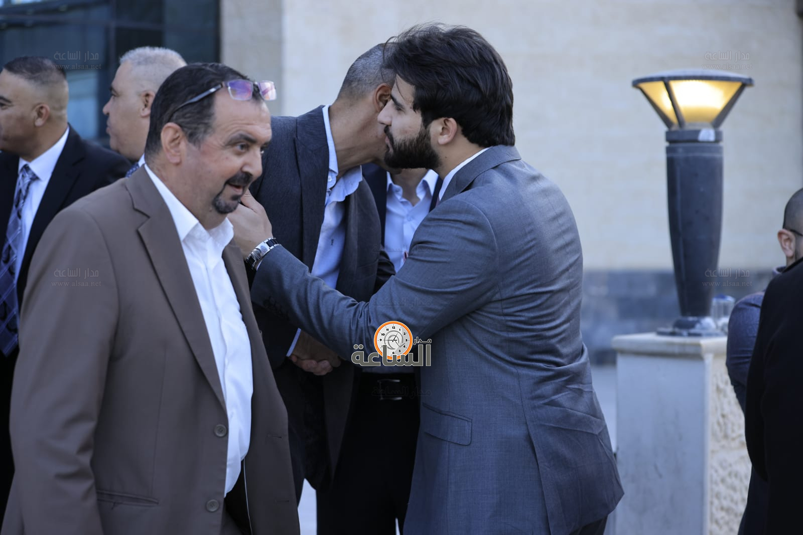 Madar Al-Saa Images 0.15063831223197421