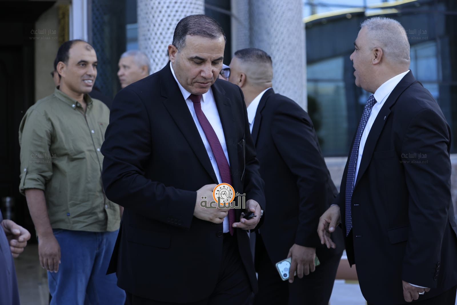 Madar Al-Saa Images 0.36694983584686536