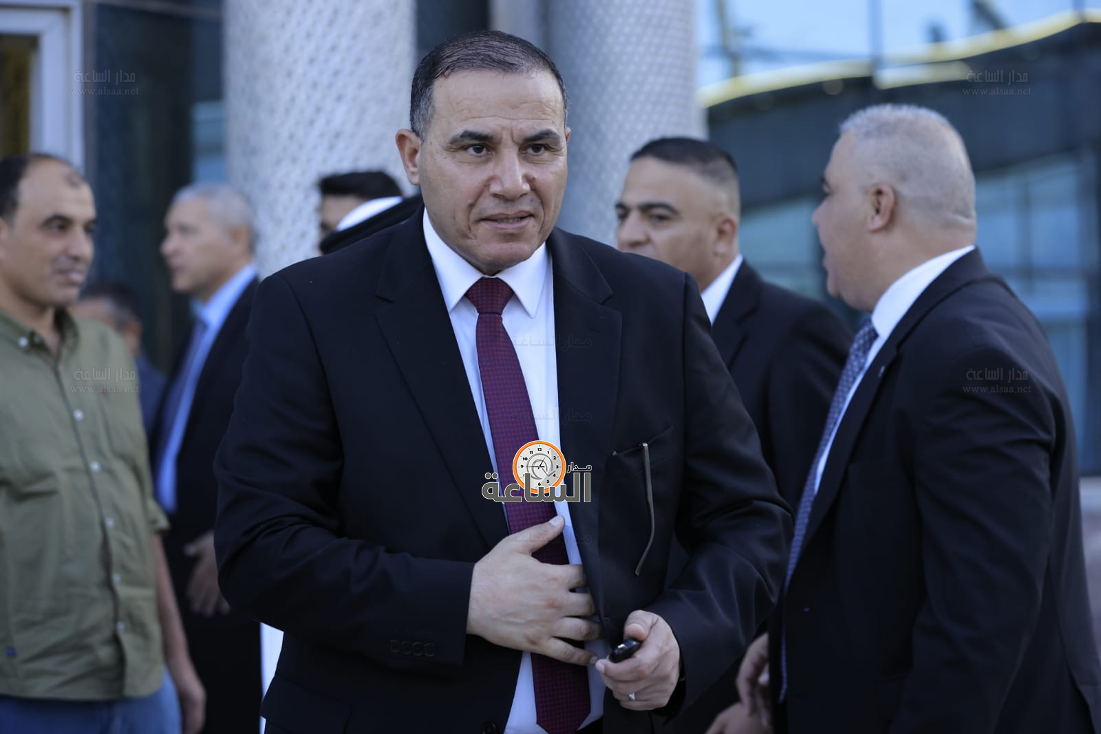 Madar Al-Saa Images 0.9496132673536976