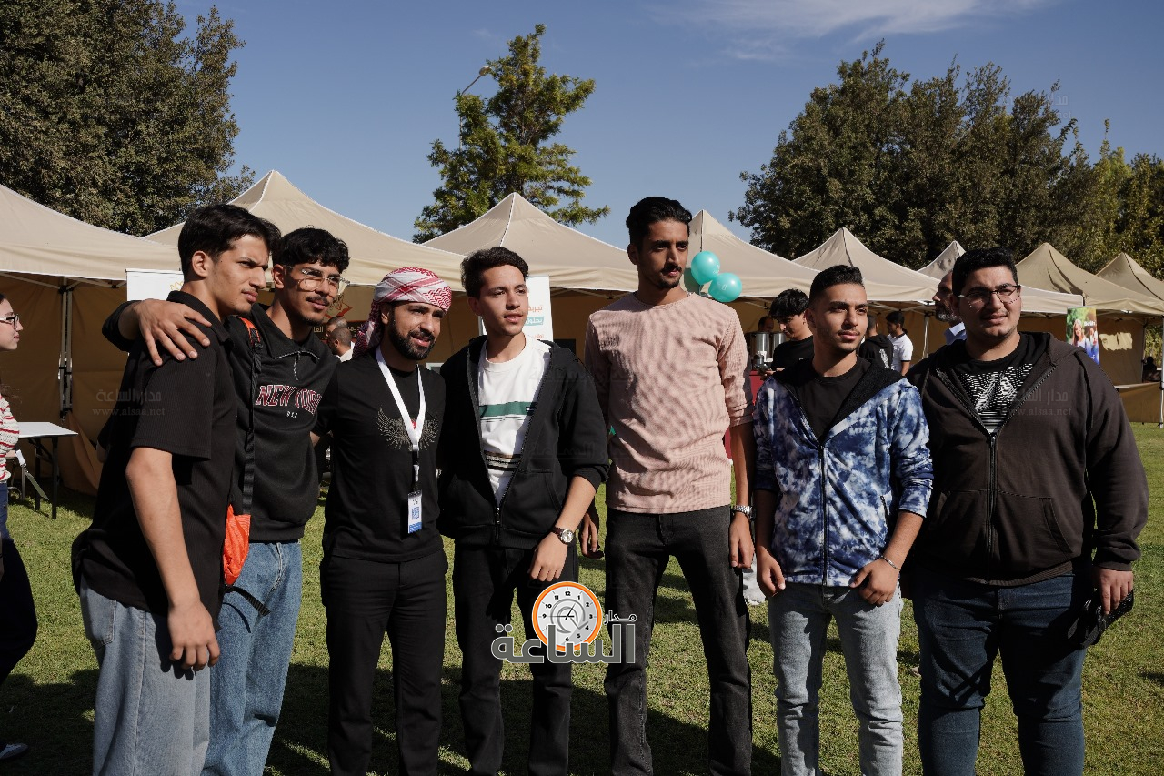 Madar Al-Saa Images 0.47659258229291956