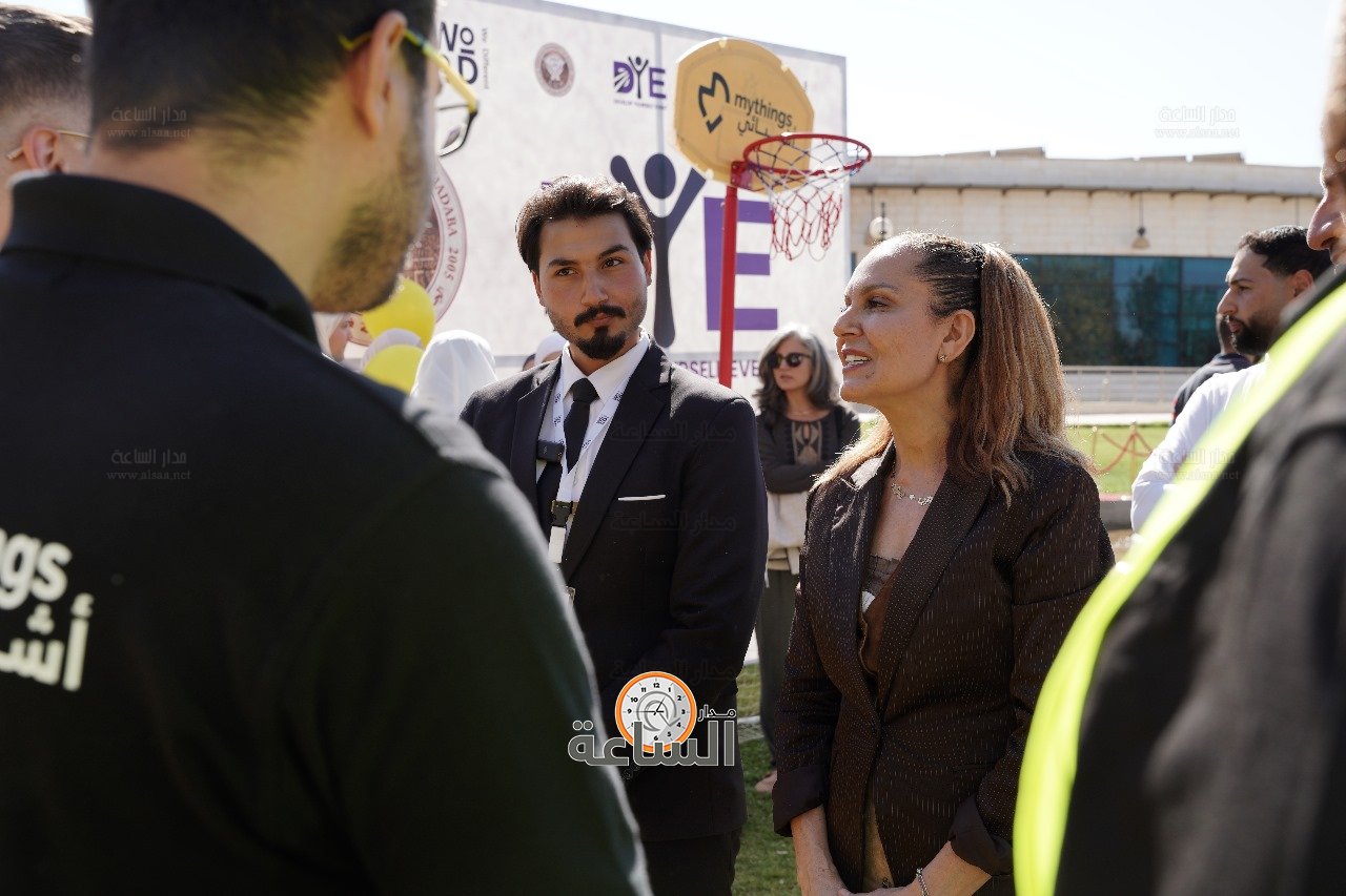 Madar Al-Saa Images 0.11884354565057065