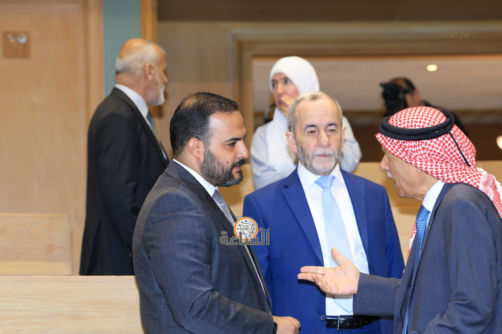 Madar Al-Saa Images 0.3067299920081884