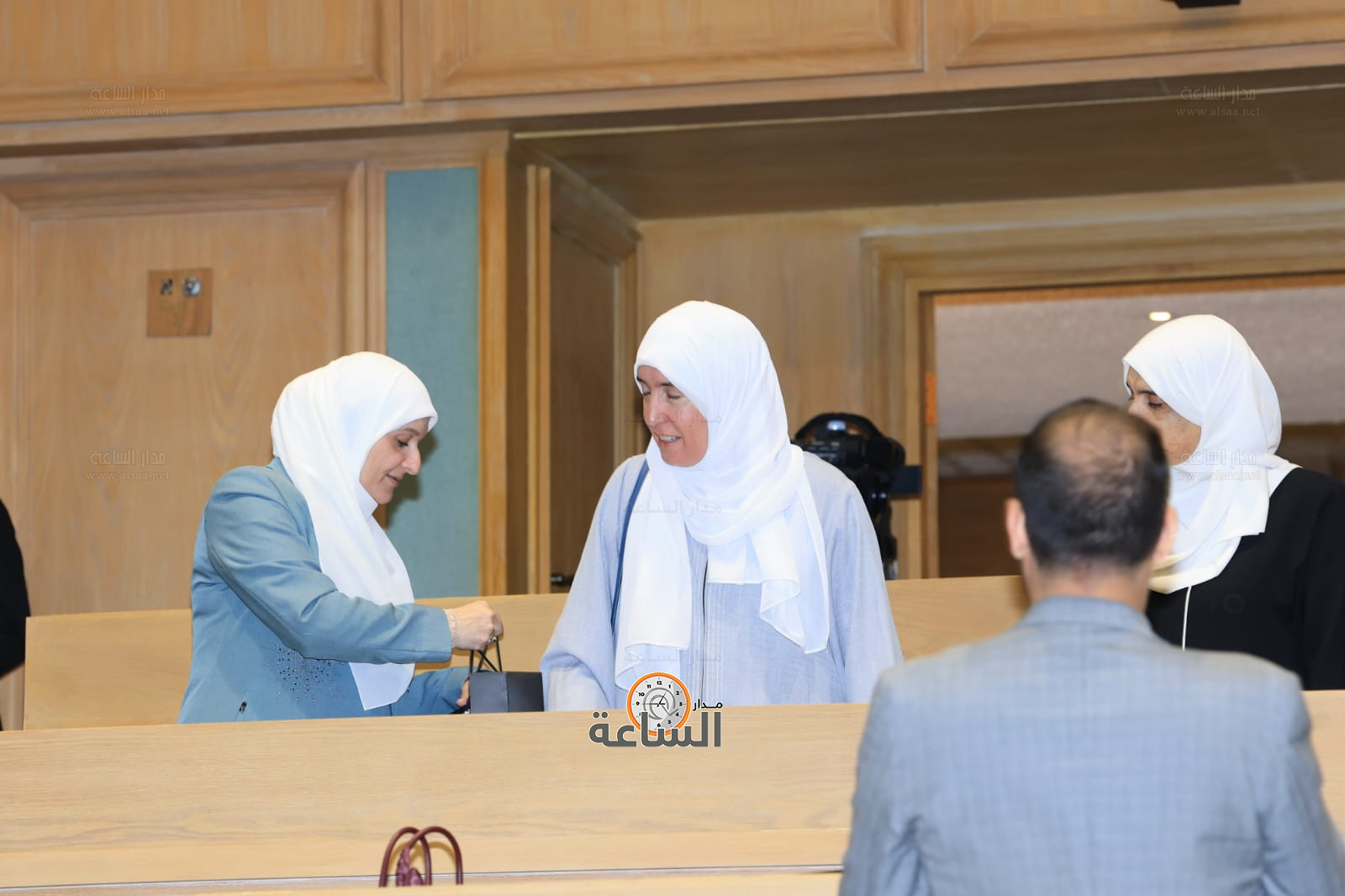 Madar Al-Saa Images 0.8071510515061777