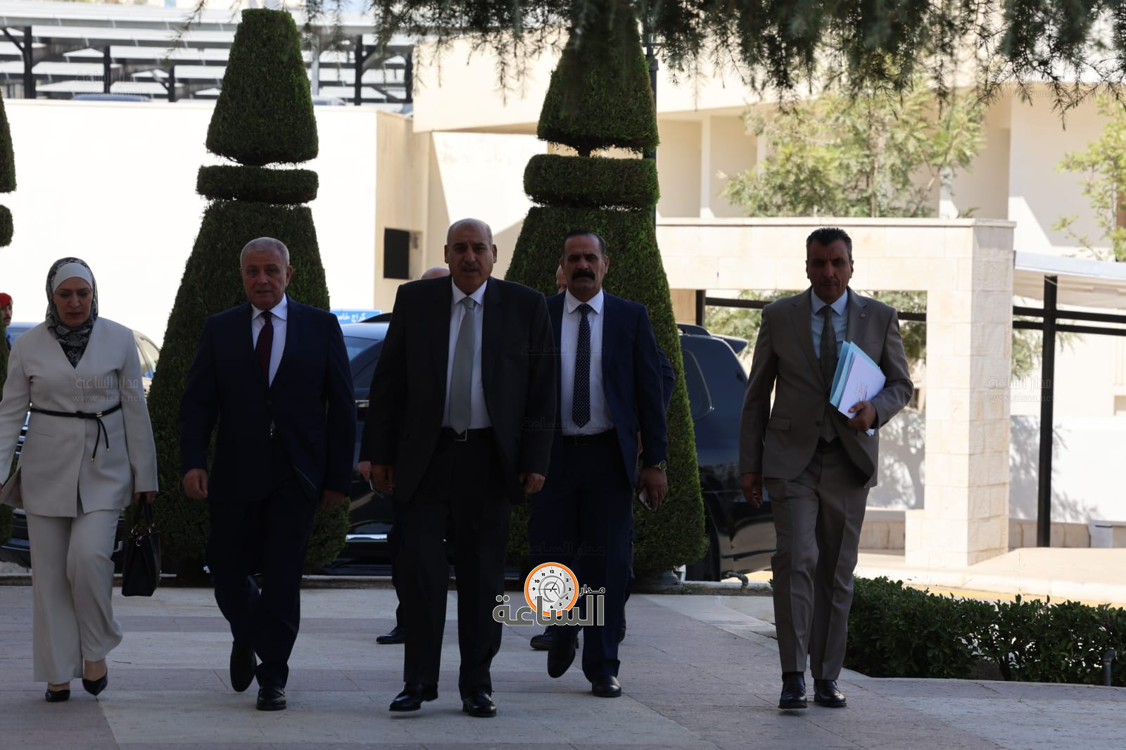 Madar Al-Saa Images 0.49241525726137536