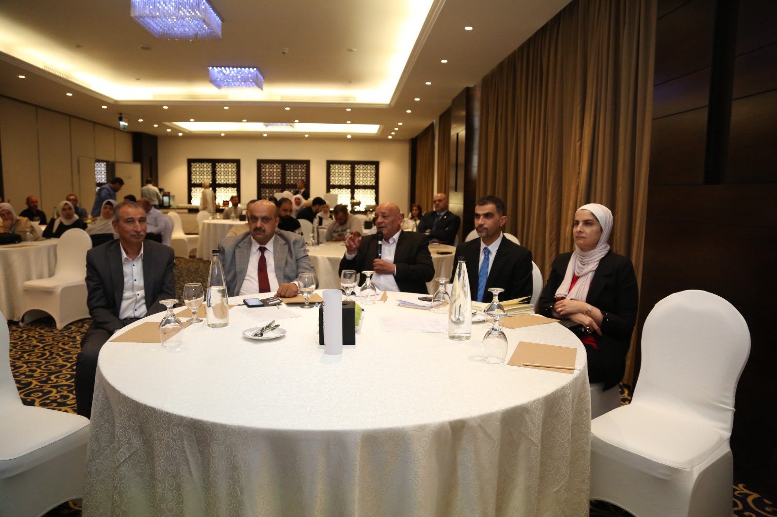 Madar Al-Saa Images 0.9037133938253499