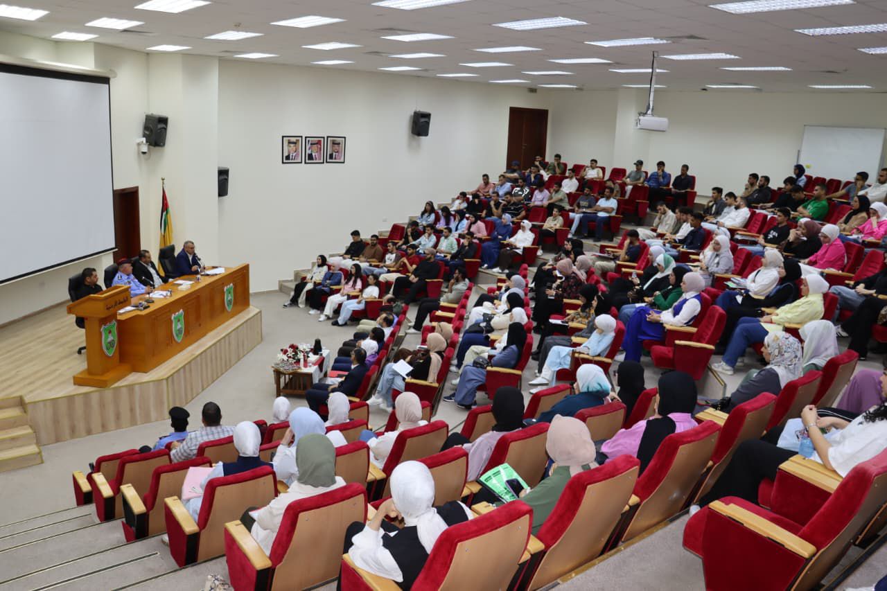 Madar Al-Saa Images 0.2398421415498475