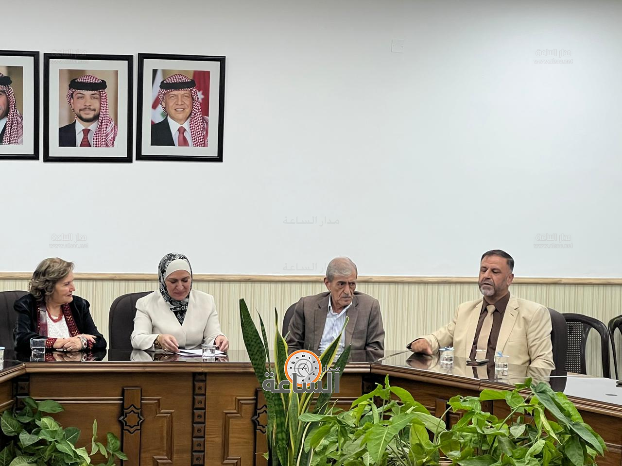 Madar Al-Saa Images 0.43307852053191165