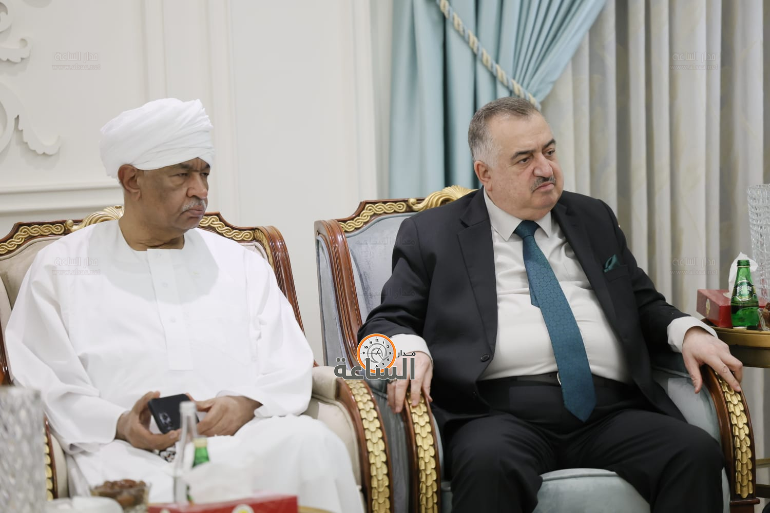 Madar Al-Saa Images 0.4418657466945194