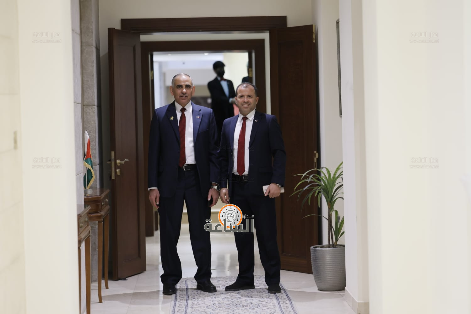 Madar Al-Saa Images 0.9197605891834526