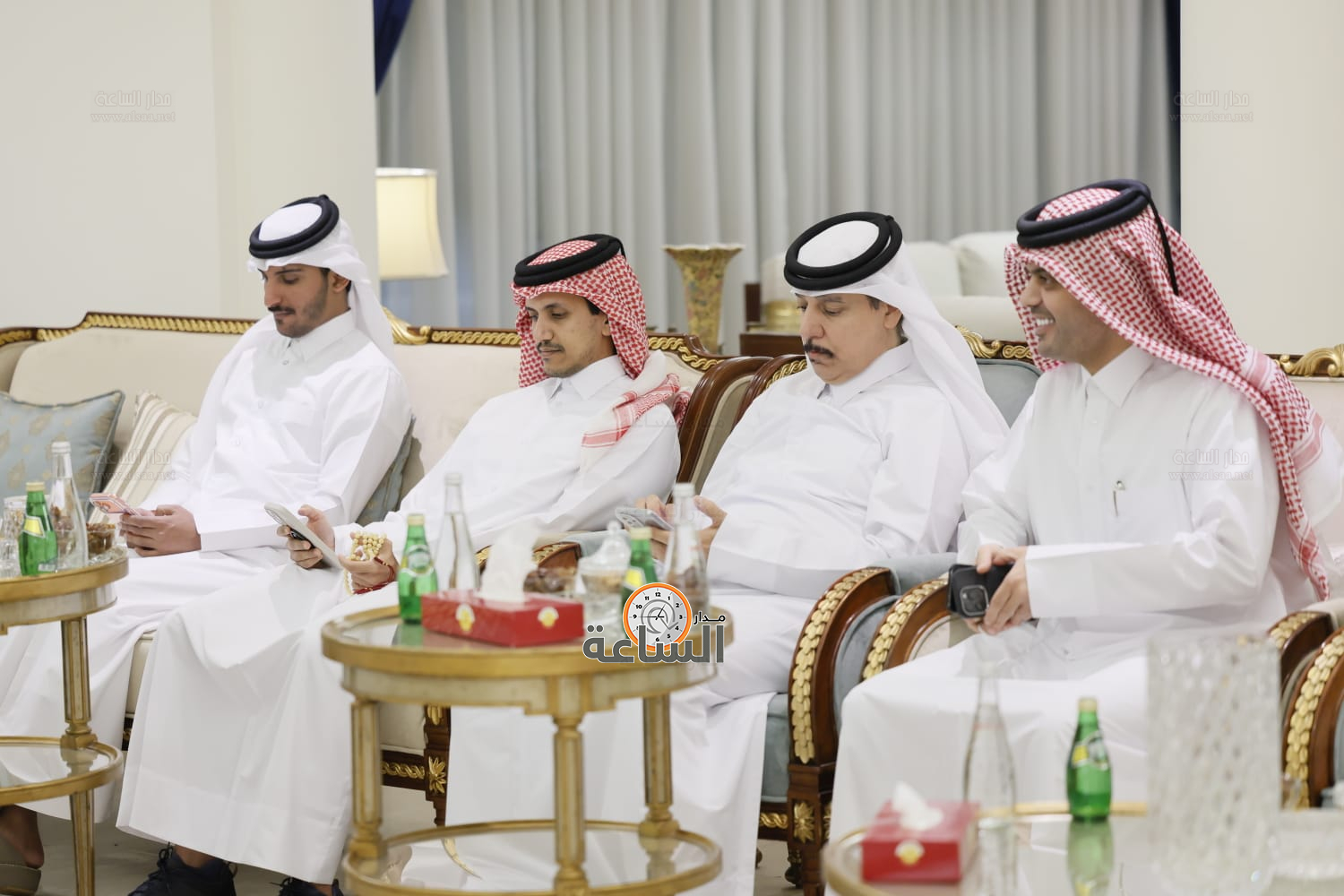 Madar Al-Saa Images 0.010579115157495433