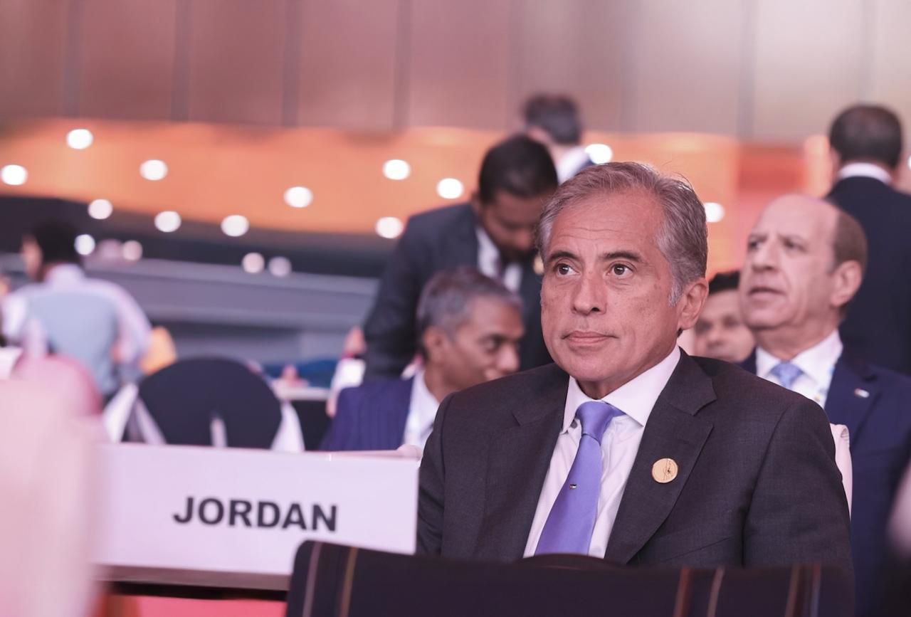 Madar Al-Saa Images 0.07264702294871817