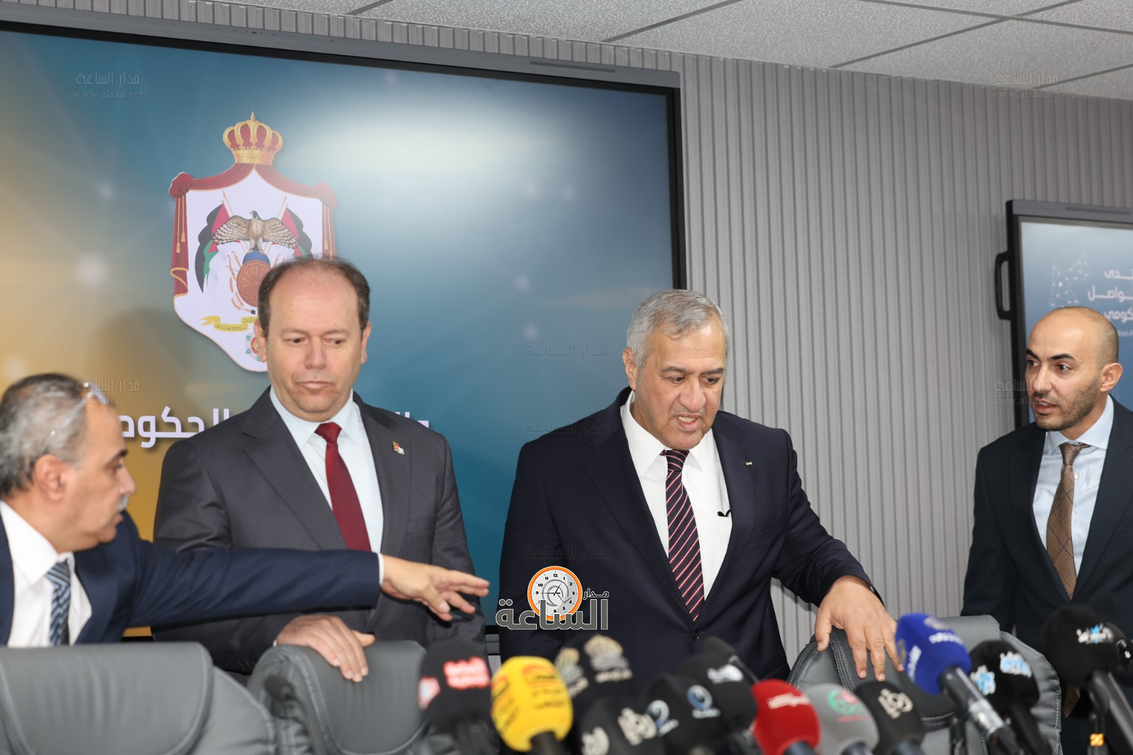 Madar Al-Saa Images 0.2909675383831467