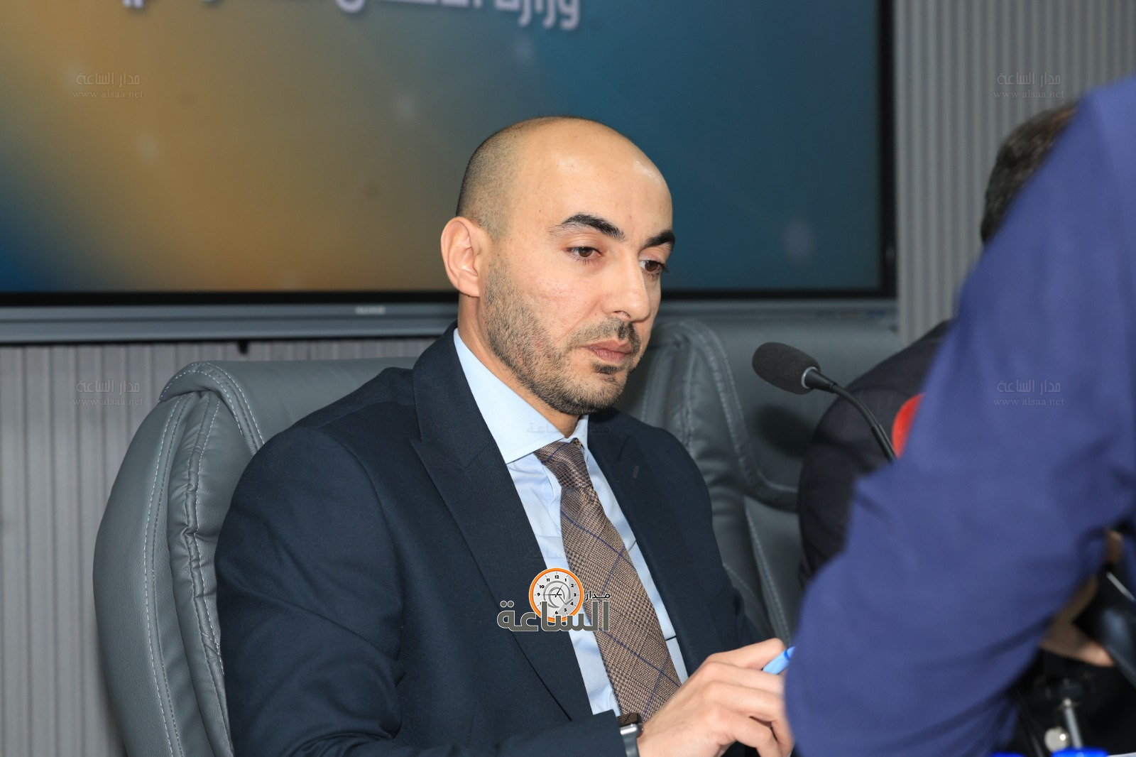 Madar Al-Saa Images 0.8297064617967599