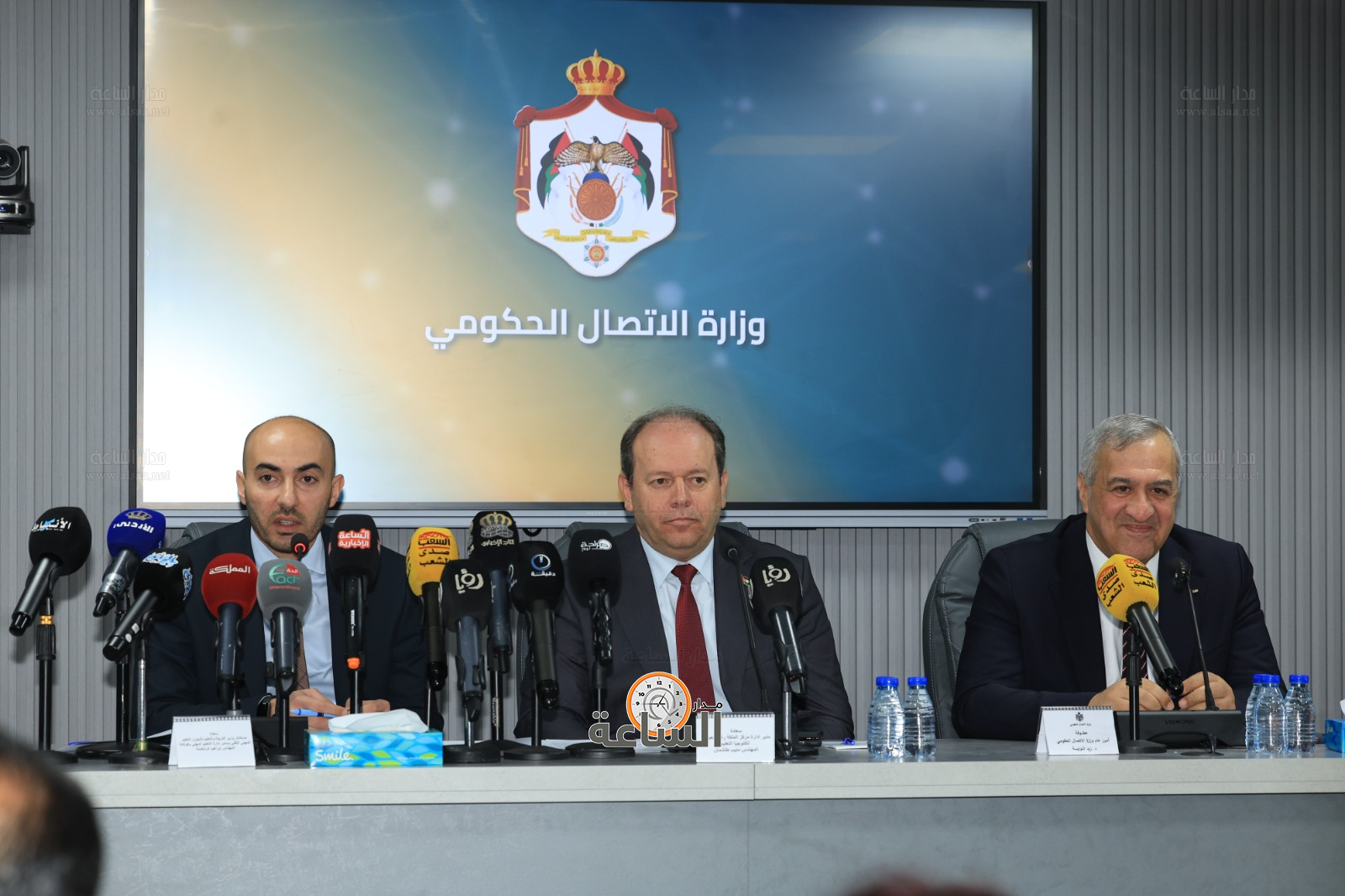 Madar Al-Saa Images 0.36322125686591655