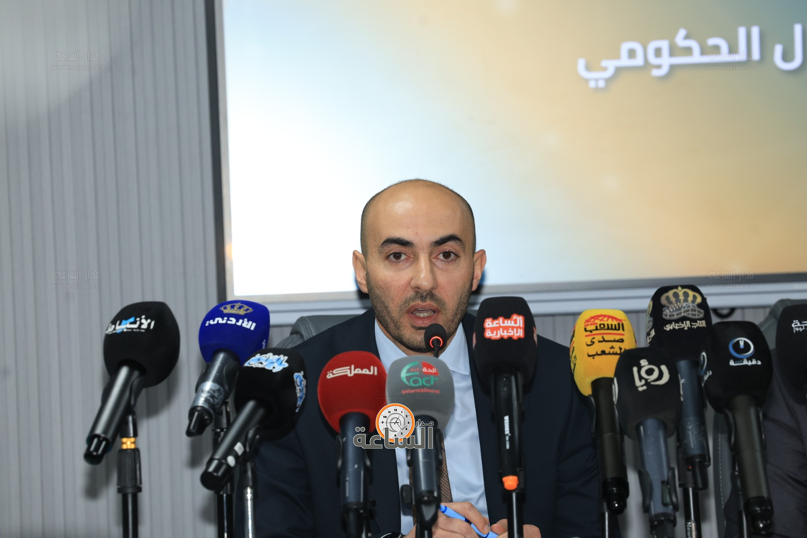 Madar Al-Saa Images 0.8396013907403878