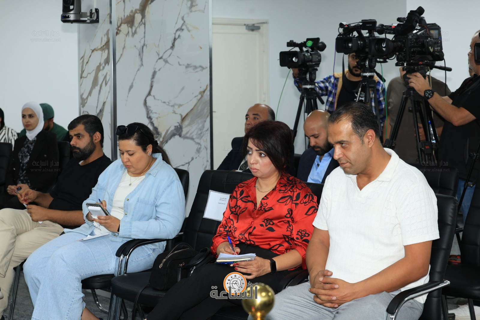 Madar Al-Saa Images 0.13044635722820297