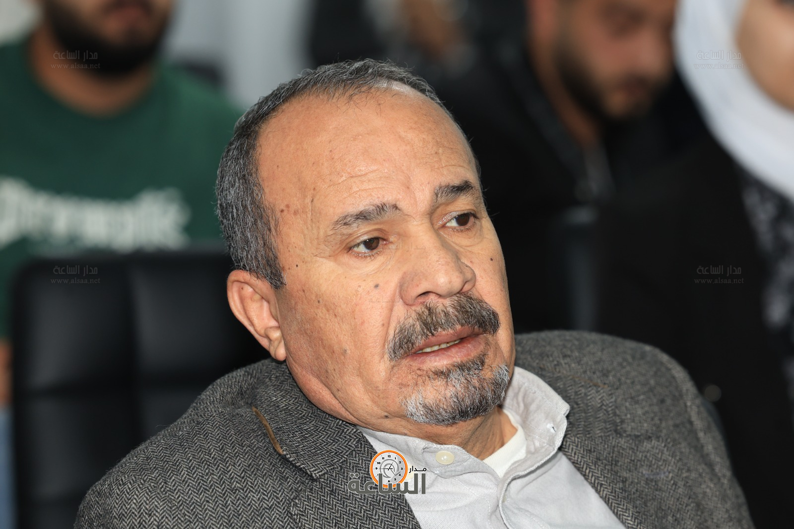 Madar Al-Saa Images 0.017488823218612337