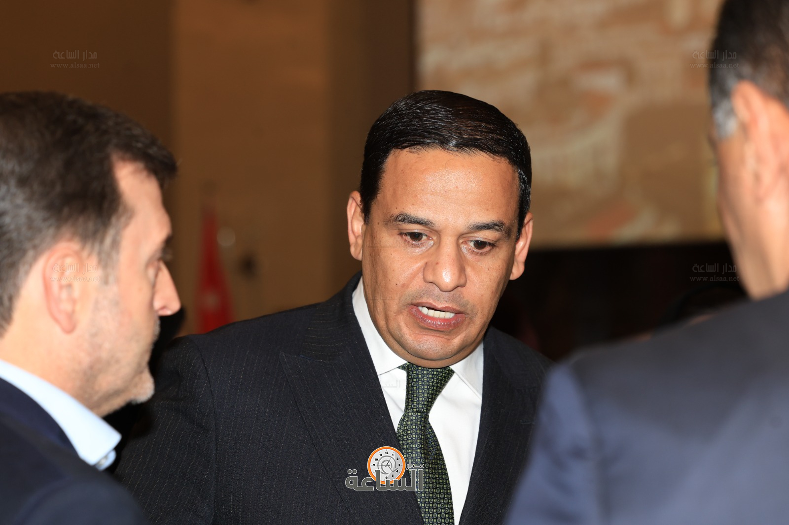 Madar Al-Saa Images 0.220968083555386