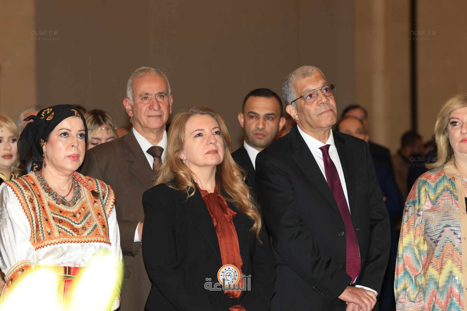 Madar Al-Saa Images 0.8841856393886705