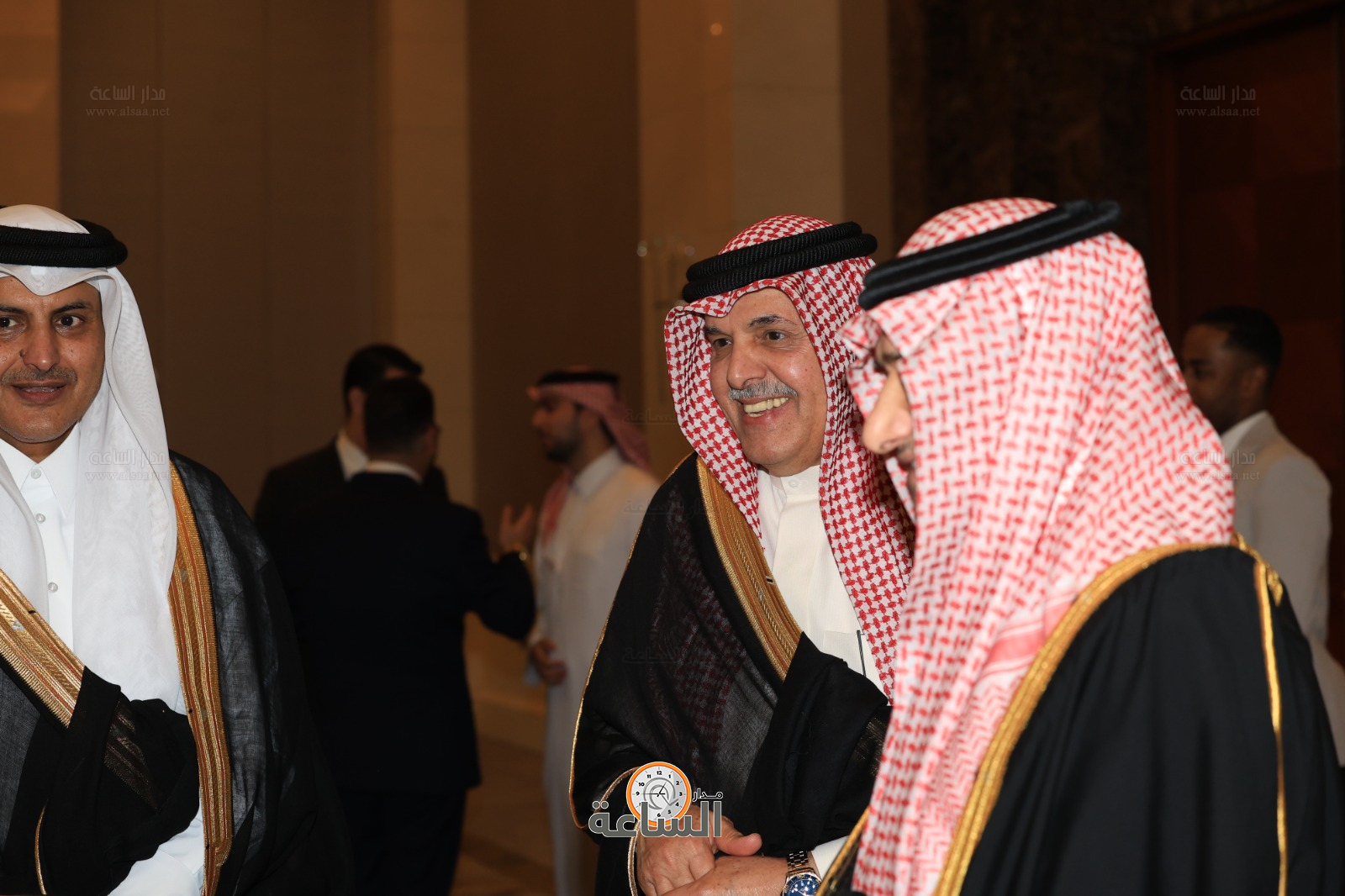 Madar Al-Saa Images 0.2476575639076407