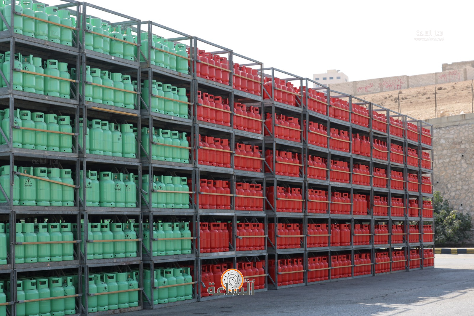 Madar Al-Saa Images 0.1308312257683848