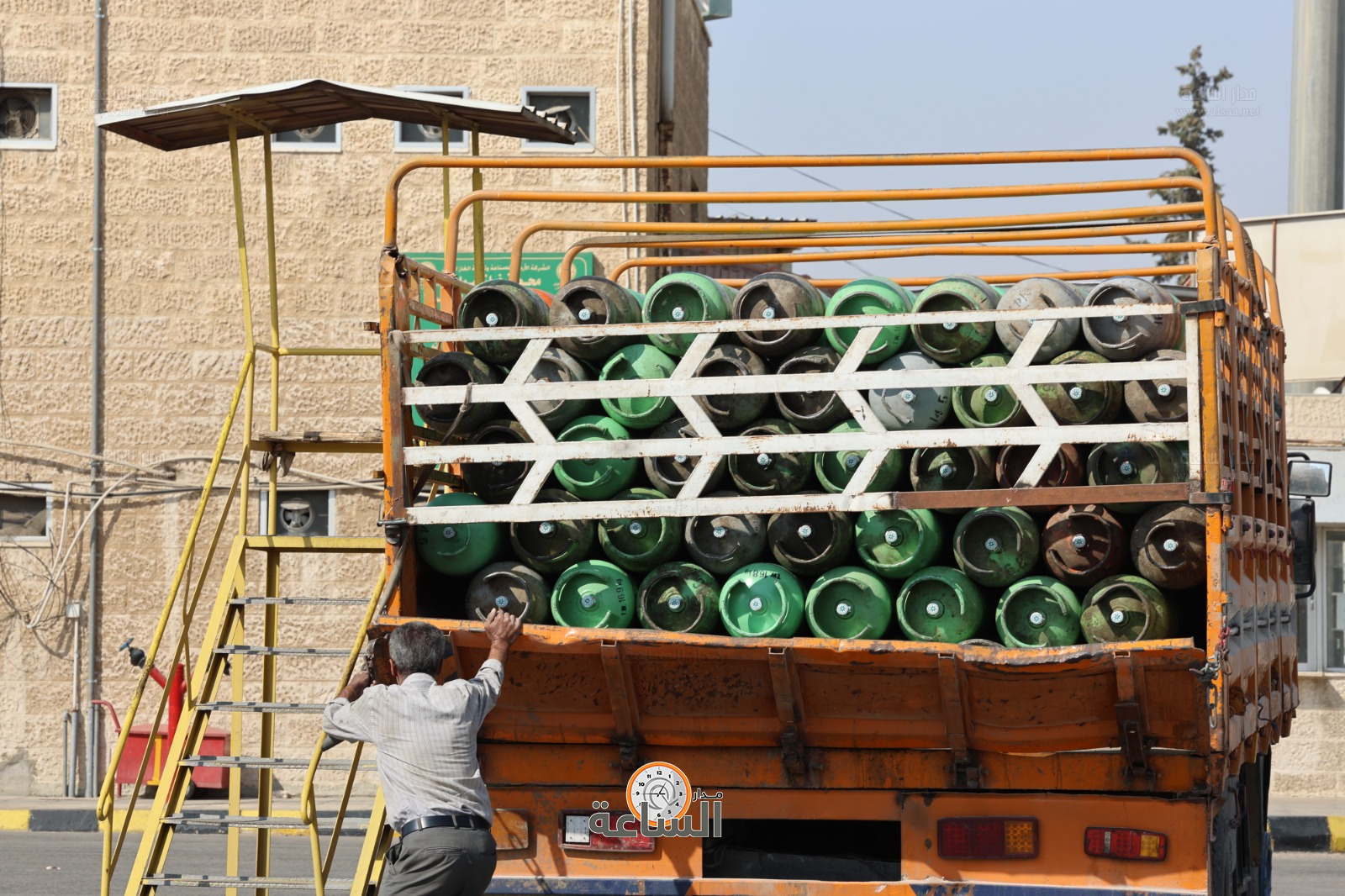 Madar Al-Saa Images 0.8530688529499056