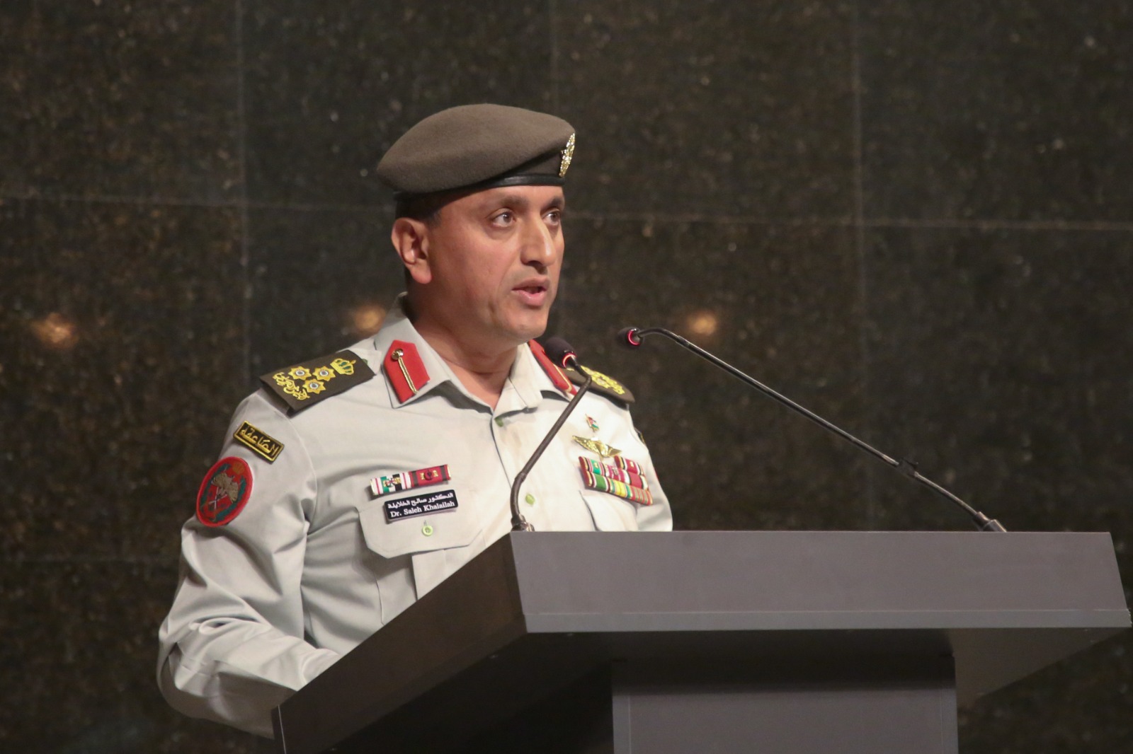 Madar Al-Saa Images 0.7456832496620995