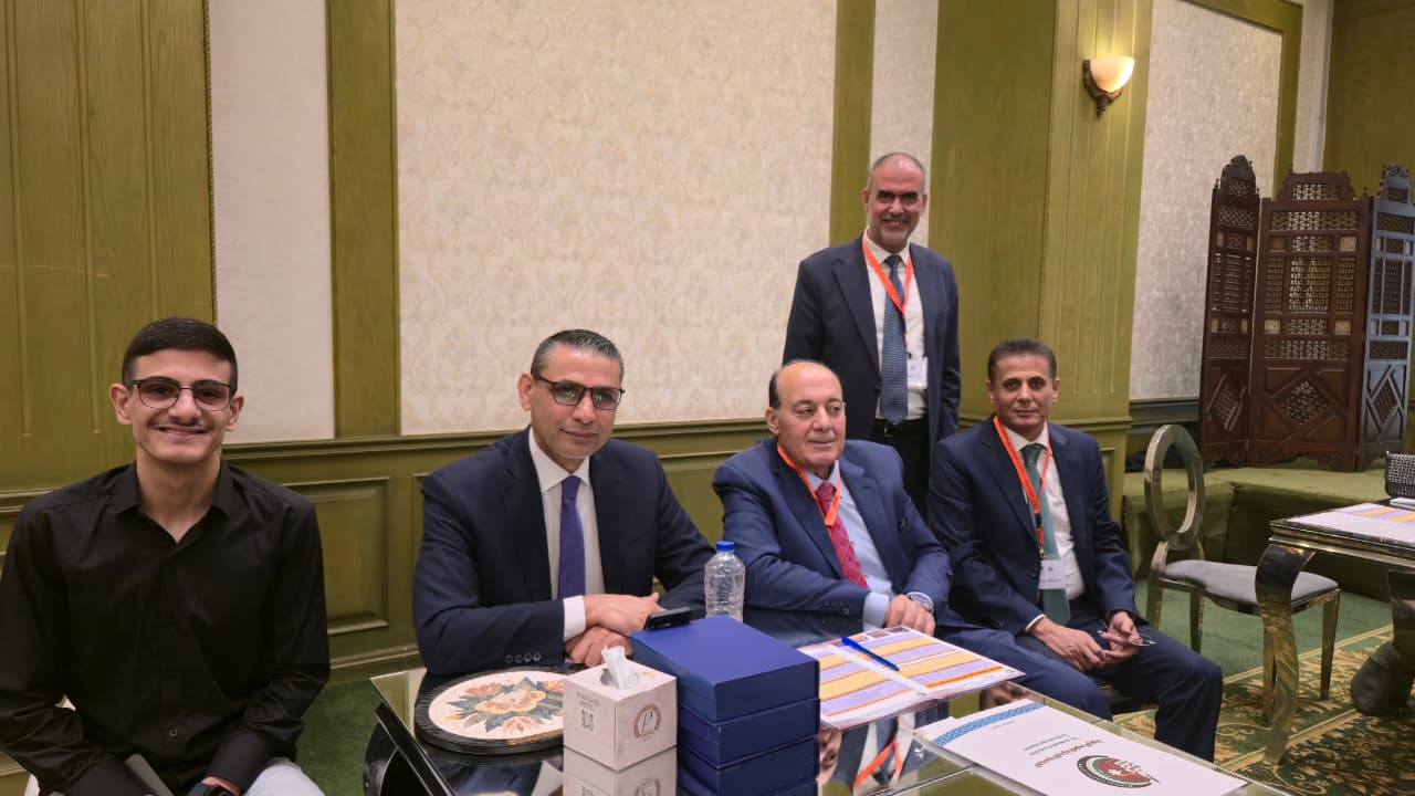 Madar Al-Saa Images 0.8884117369831862