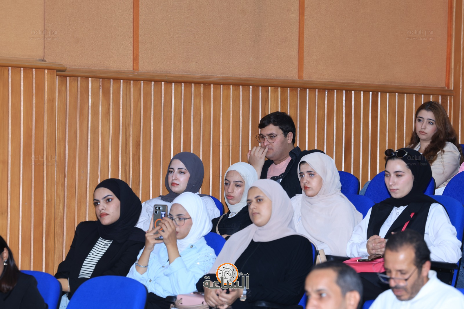 Madar Al-Saa Images 0.5147449119199943