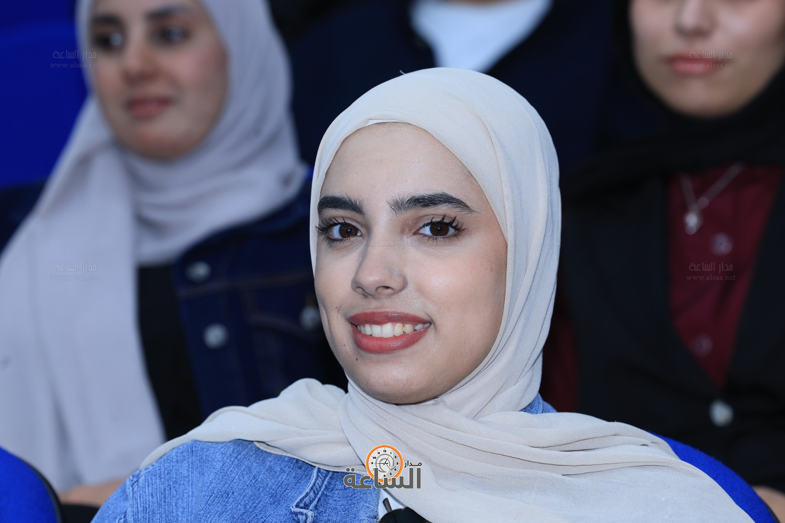 Madar Al-Saa Images 0.642983975770421