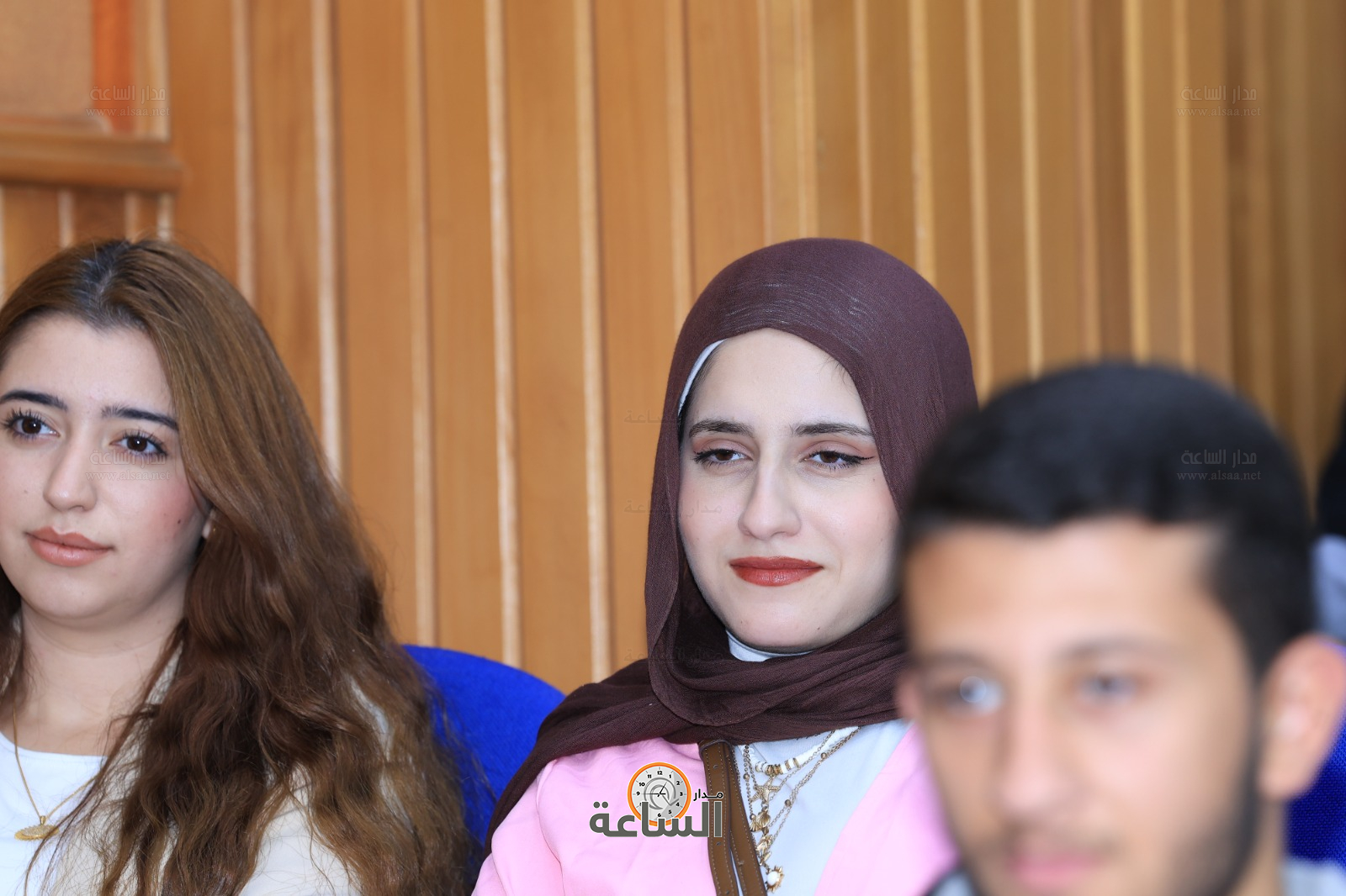 Madar Al-Saa Images 0.6404338634061987