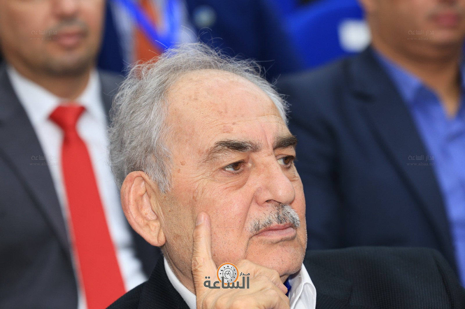 Madar Al-Saa Images 0.38233037111785306