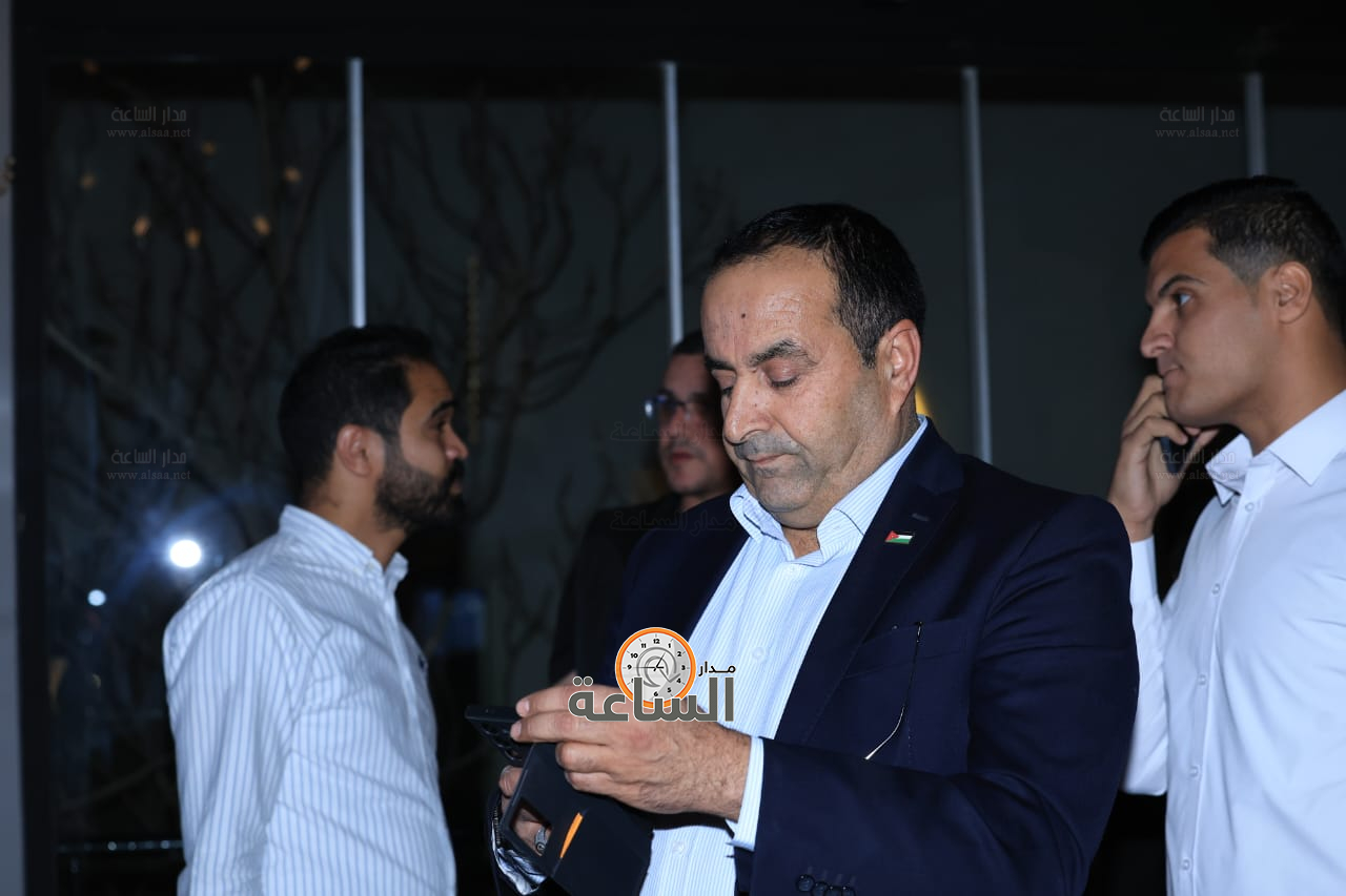 Madar Al-Saa Images 0.7324357770500711