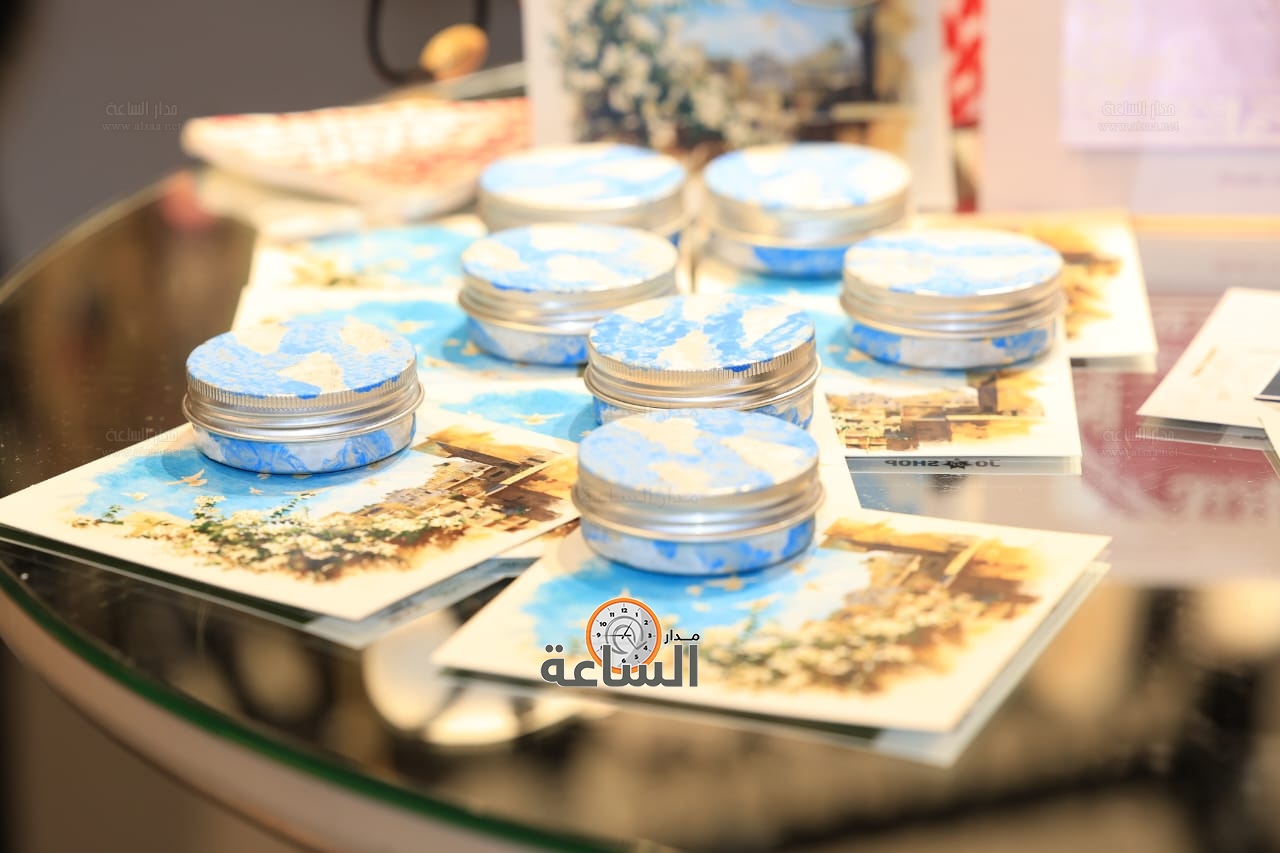 Madar Al-Saa Images 0.6618320649156822