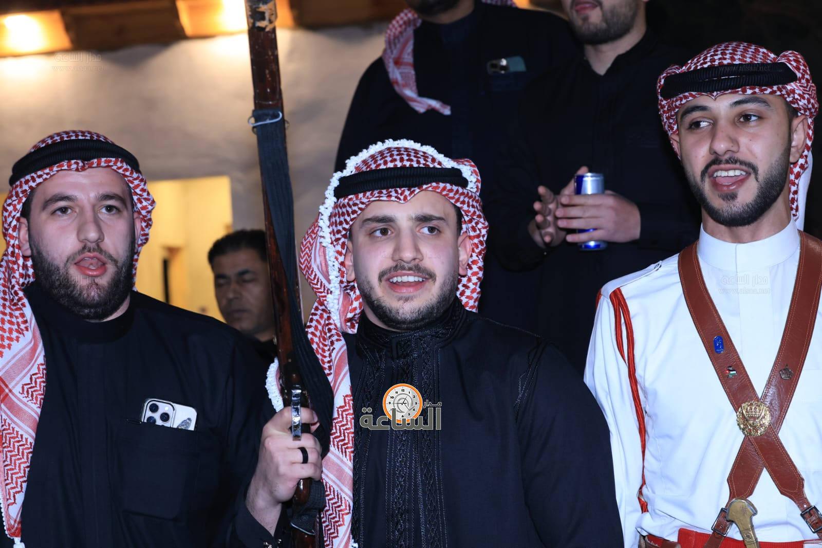 Madar Al-Saa Images 0.02055198776504752