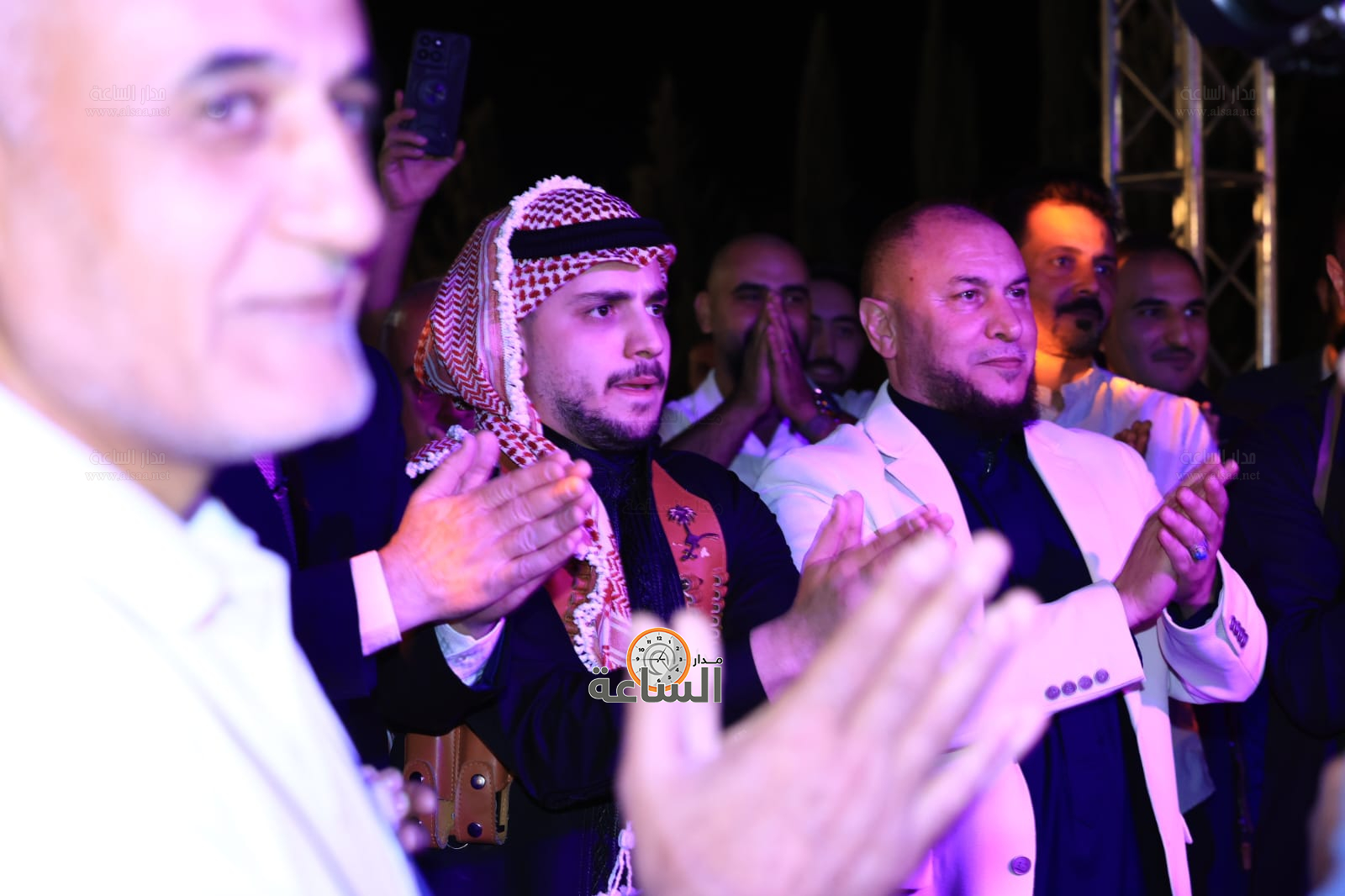 Madar Al-Saa Images 0.6166679871240165