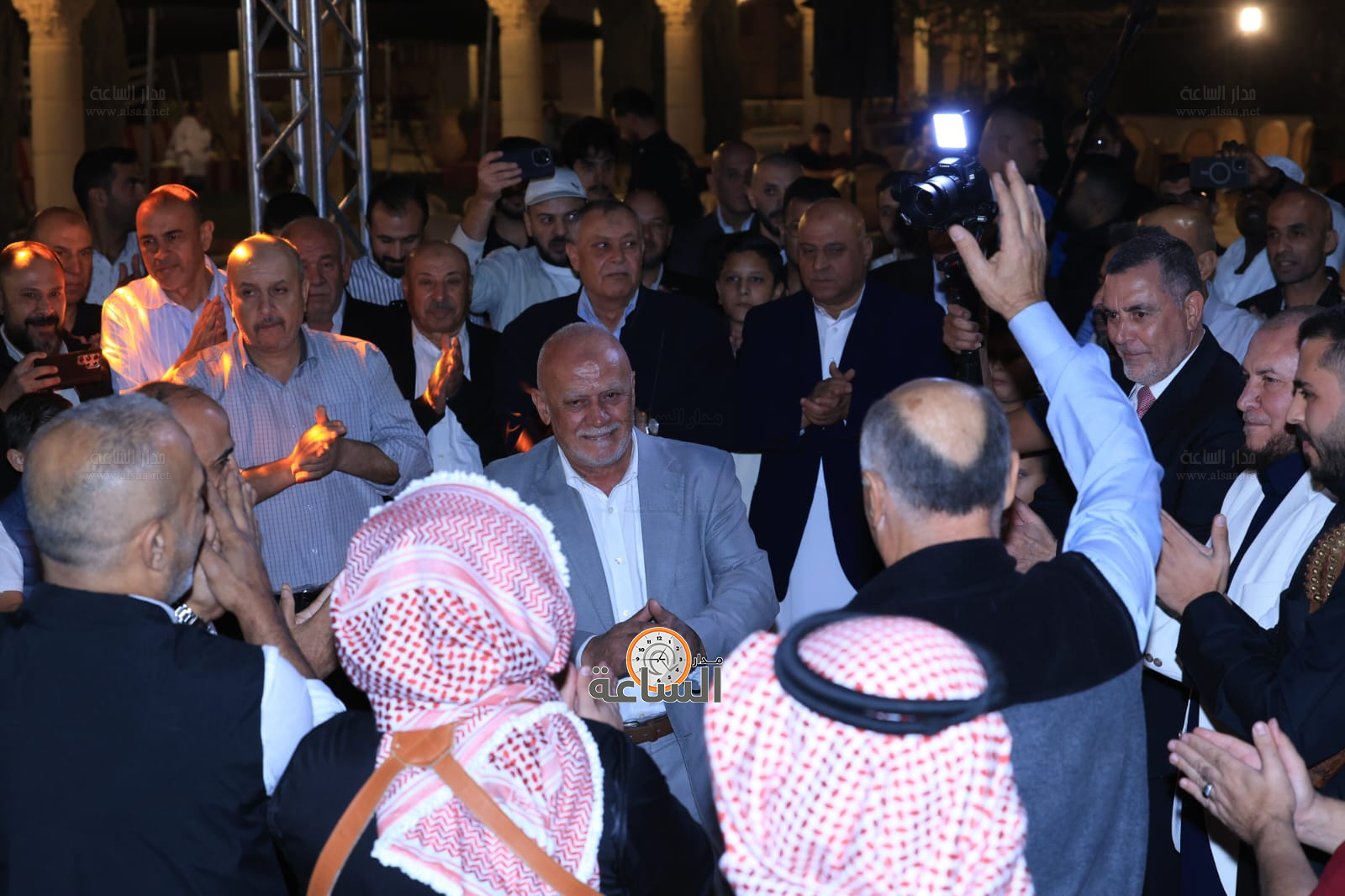 Madar Al-Saa Images 0.8291291561386901