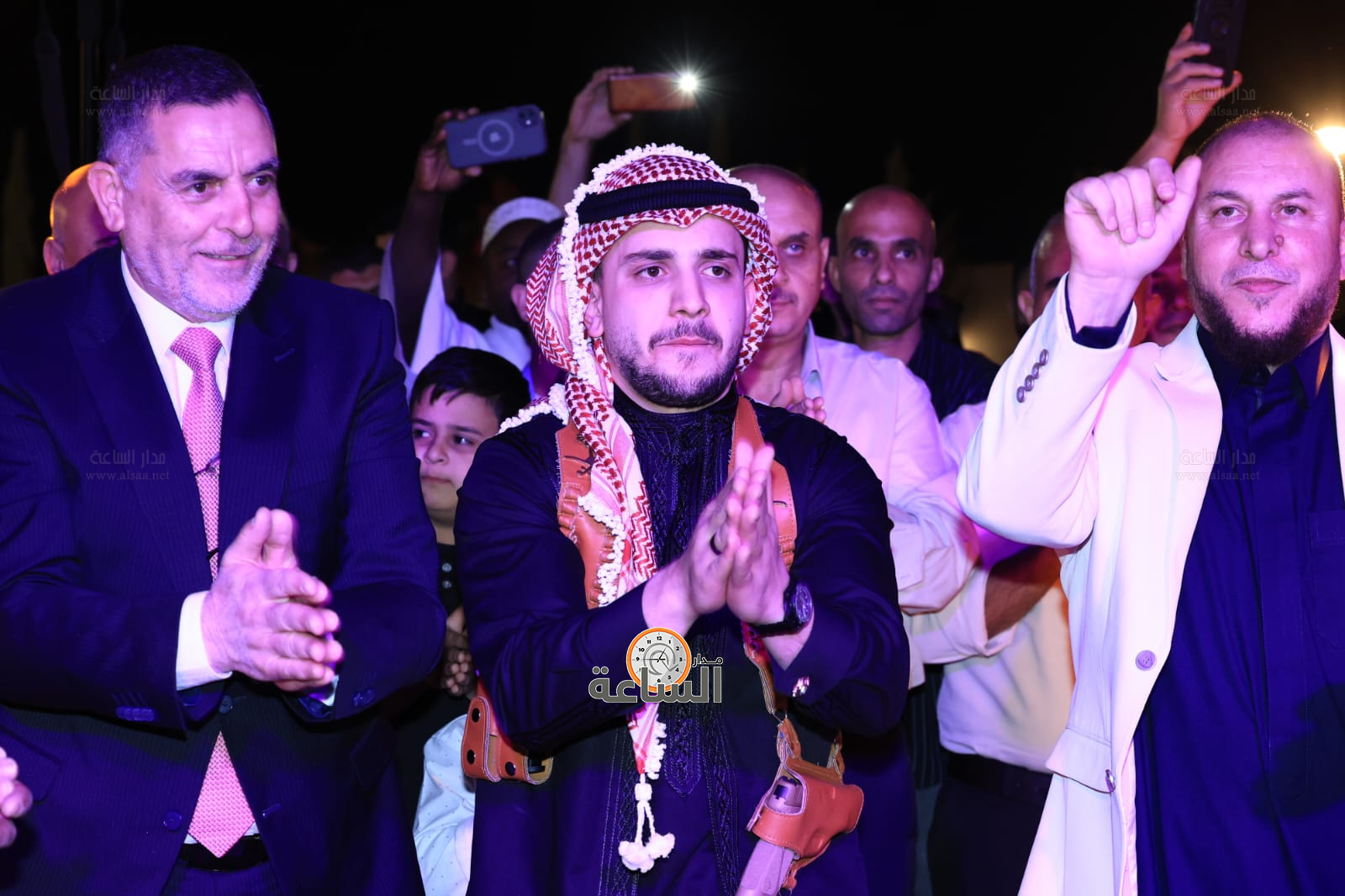 Madar Al-Saa Images 0.47903427624264594