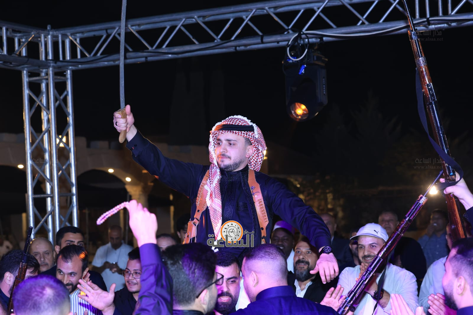 Madar Al-Saa Images 0.6683888343127665