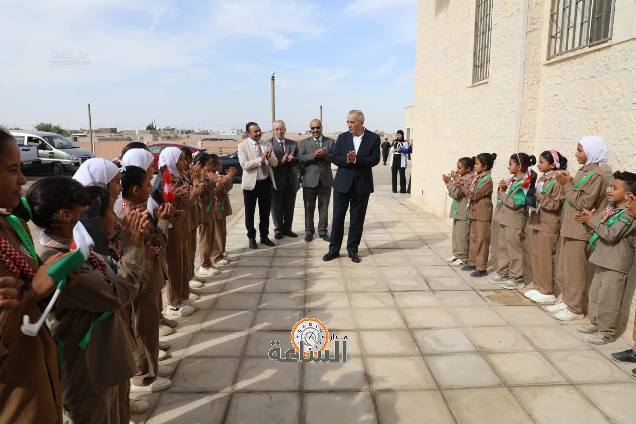 Madar Al-Saa Images 0.6762177777638101