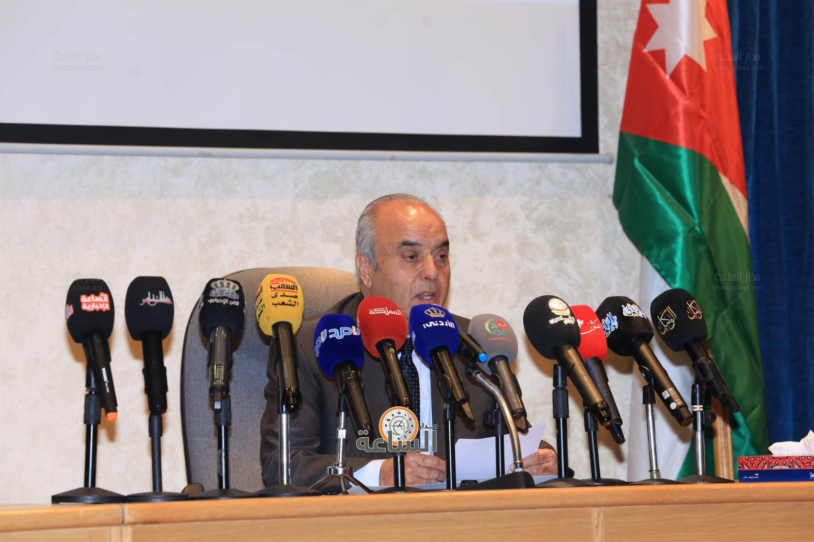 الدكتور عزمي محافظة