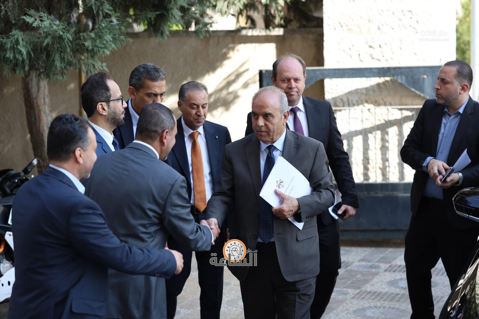 Madar Al-Saa Images 0.9359202538443454