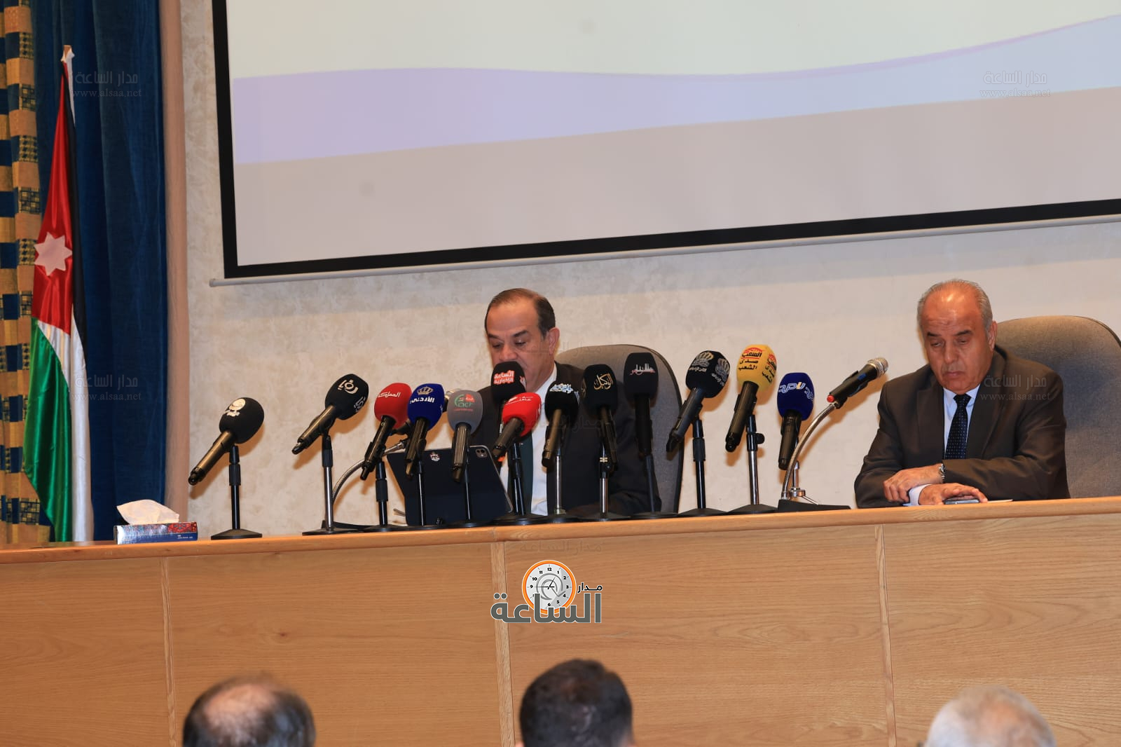 Madar Al-Saa Images 0.8483400053180857