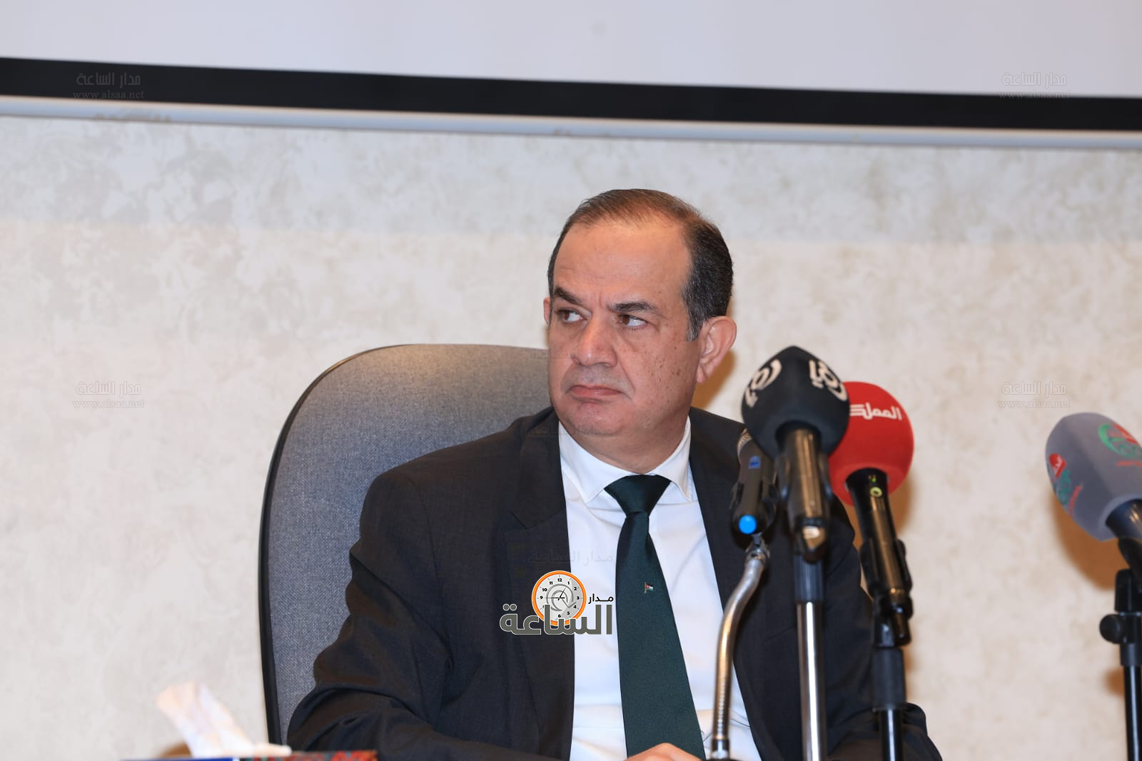 Madar Al-Saa Images 0.3771533550825431