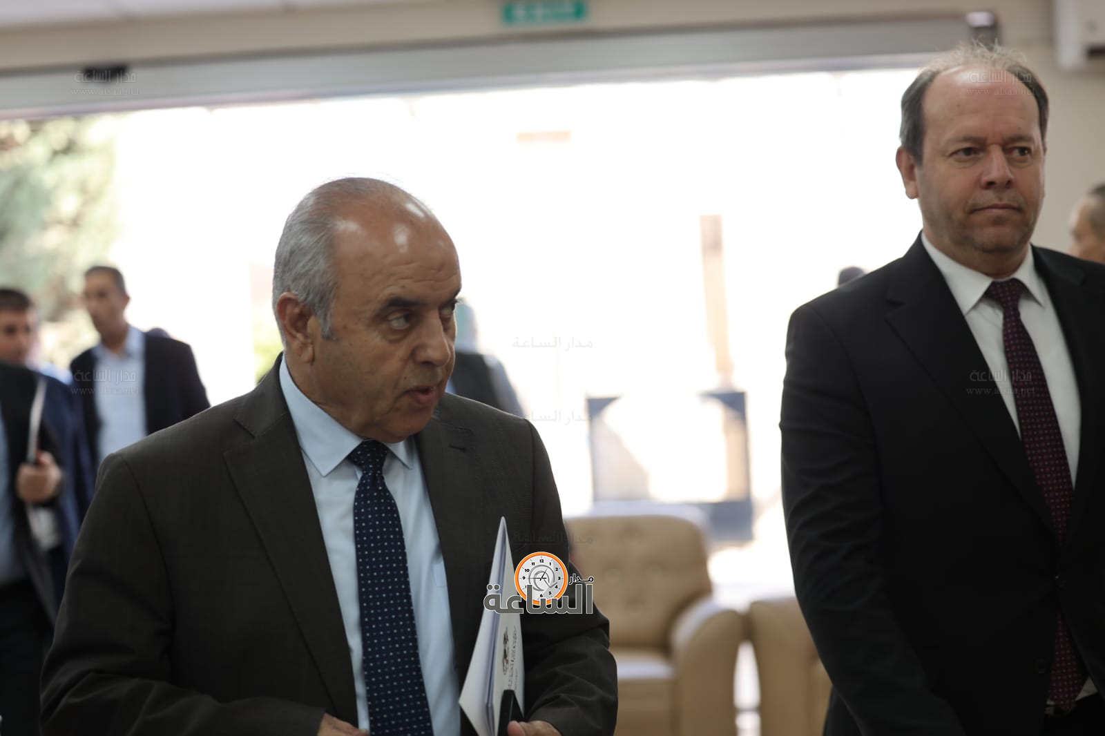 Madar Al-Saa Images 0.874977934151914