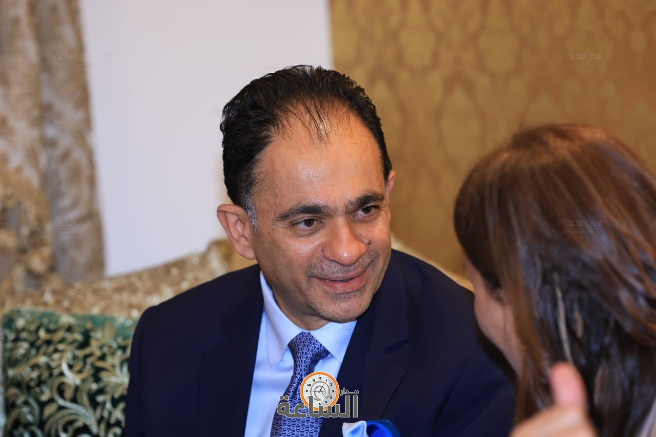 Madar Al-Saa Images 0.15932273894126814