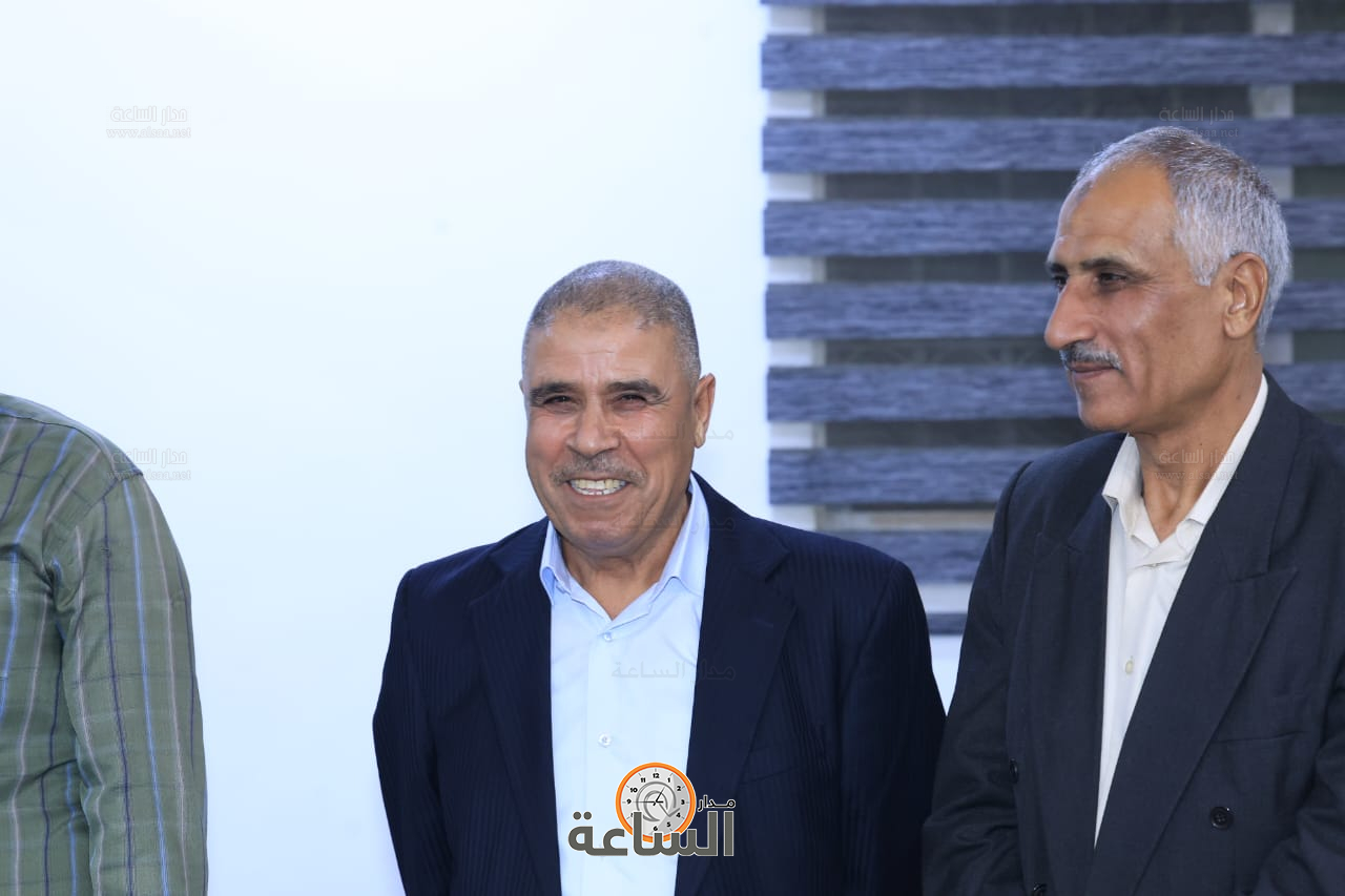 Madar Al-Saa Images 0.7718183116053506